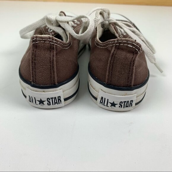 𝅺Chuck  Taylor Converse All Star Canvas Sneaker youth size 13 - Picture 3 of 8